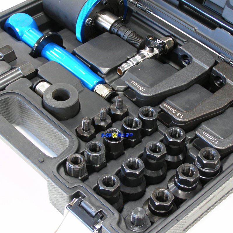 인젝터풀러 인젝터노즐탈거기 자동 에어함마방식