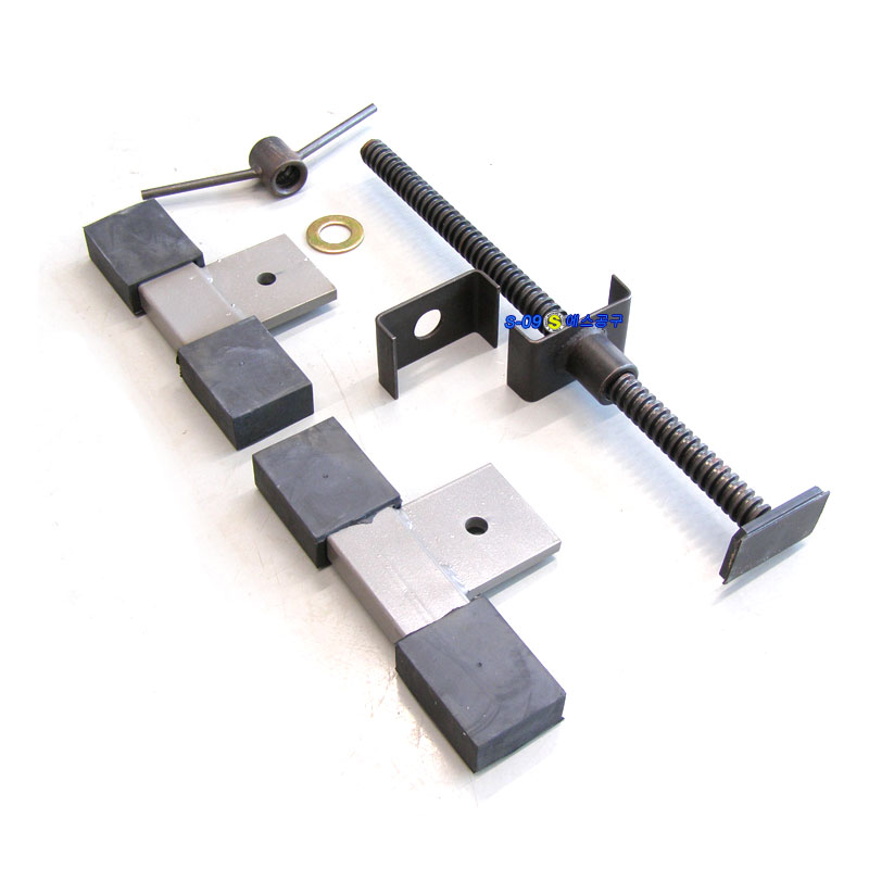 엔진홀더 3방향 고정 부품 R엔진